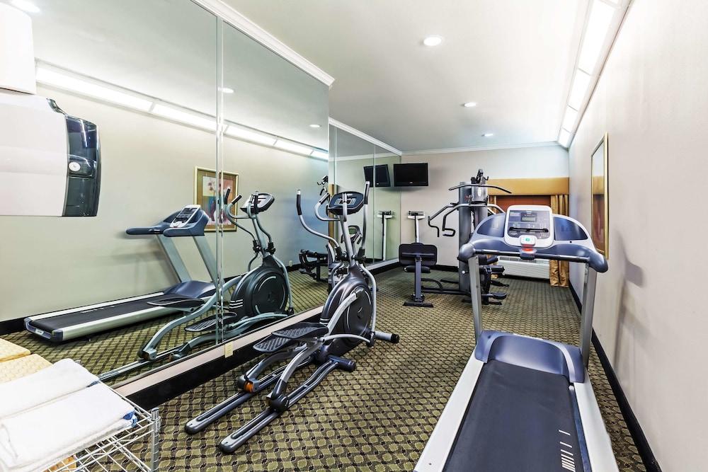 Hotel Sonesta Essential Houston Westchase Esterno foto
