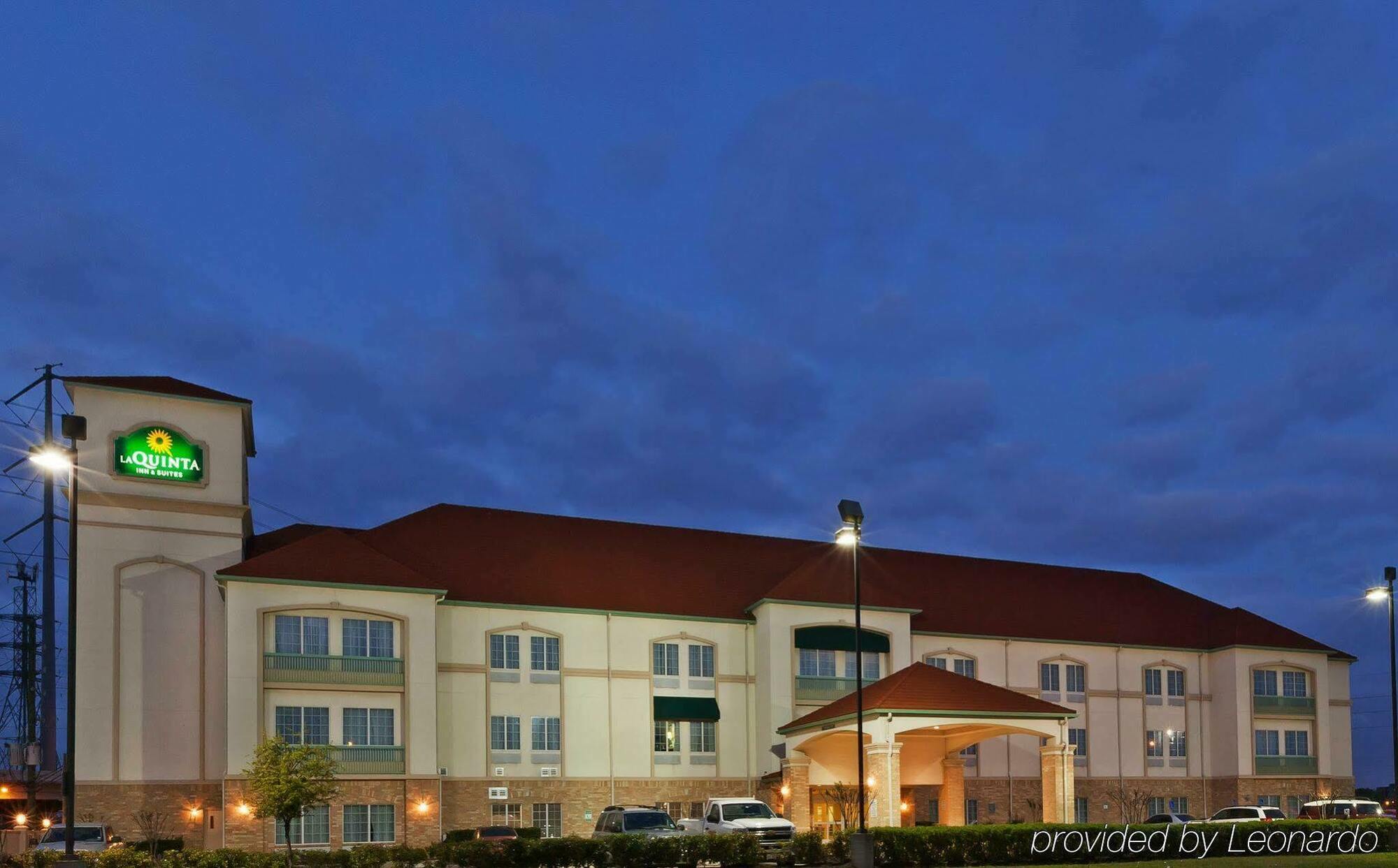Hotel Sonesta Essential Houston Westchase Esterno foto